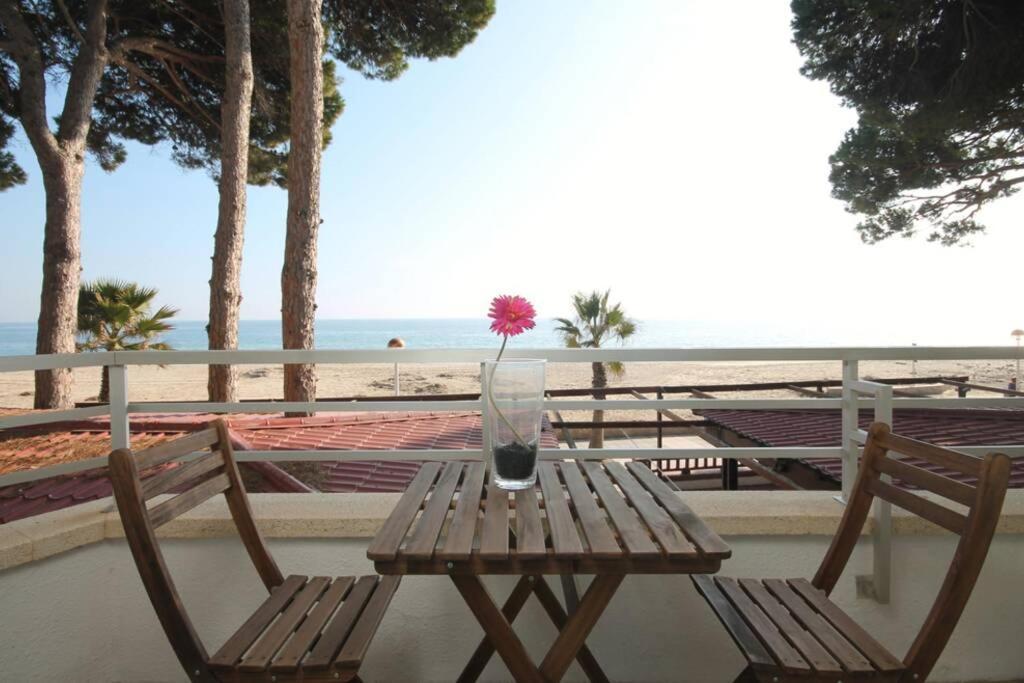 Apartamento Con Vistas Al Mar En קמברילס מראה חיצוני תמונה
